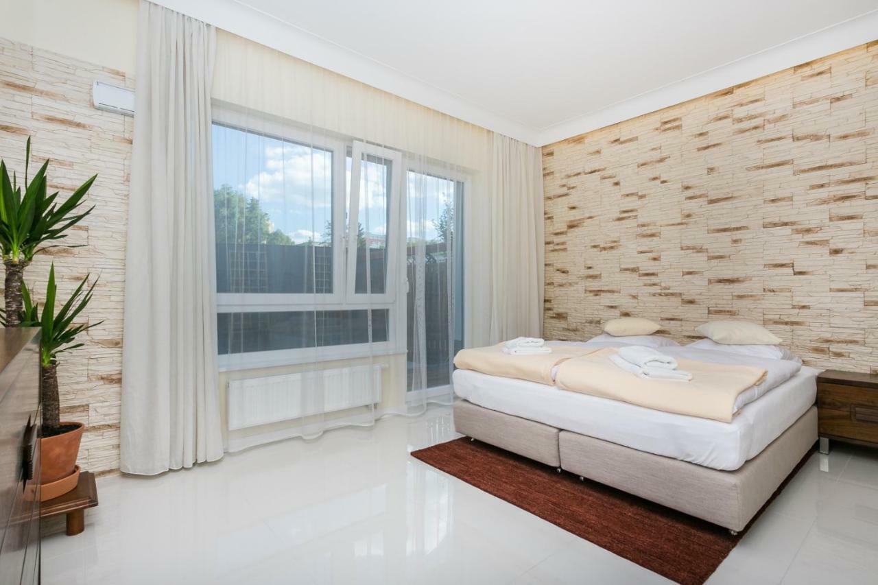 Apartamenty Dom Saski 10 Minut Od Centrum Warszawy Varsovia Exterior foto