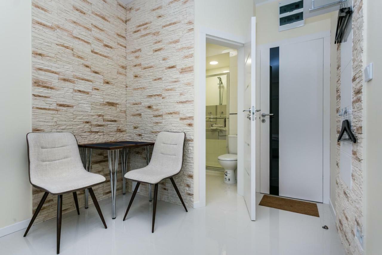 Apartamenty Dom Saski 10 Minut Od Centrum Warszawy Varsovia Exterior foto