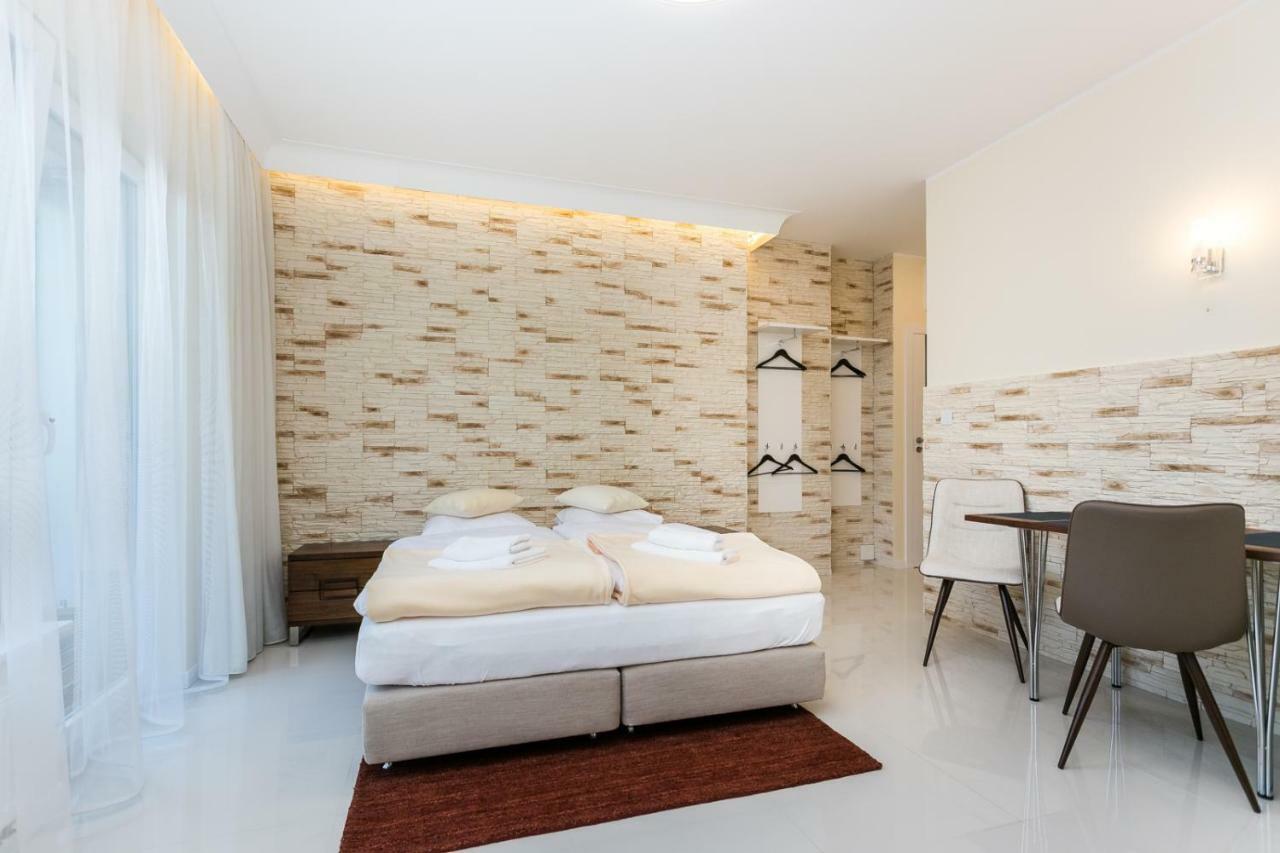 Apartamenty Dom Saski 10 Minut Od Centrum Warszawy Varsovia Exterior foto