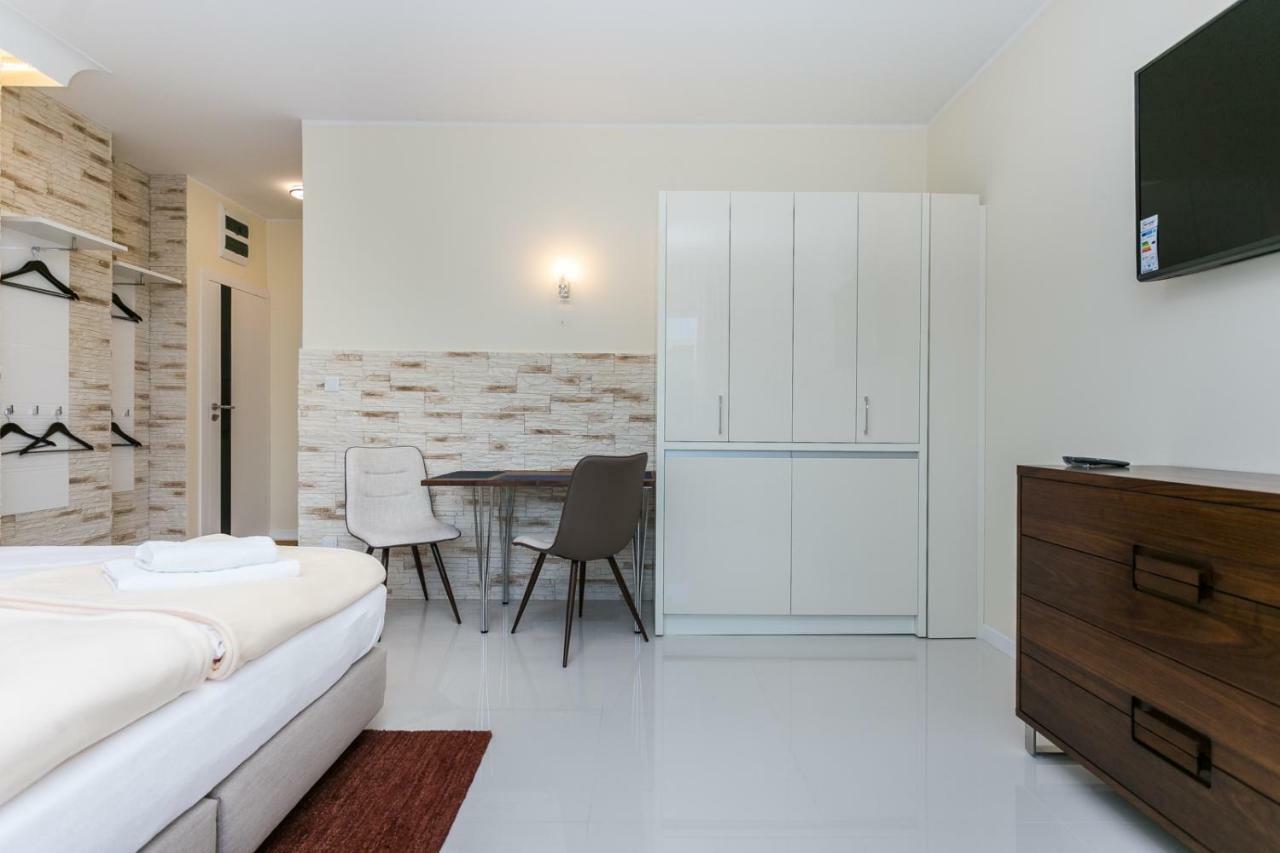 Apartamenty Dom Saski 10 Minut Od Centrum Warszawy Varsovia Exterior foto